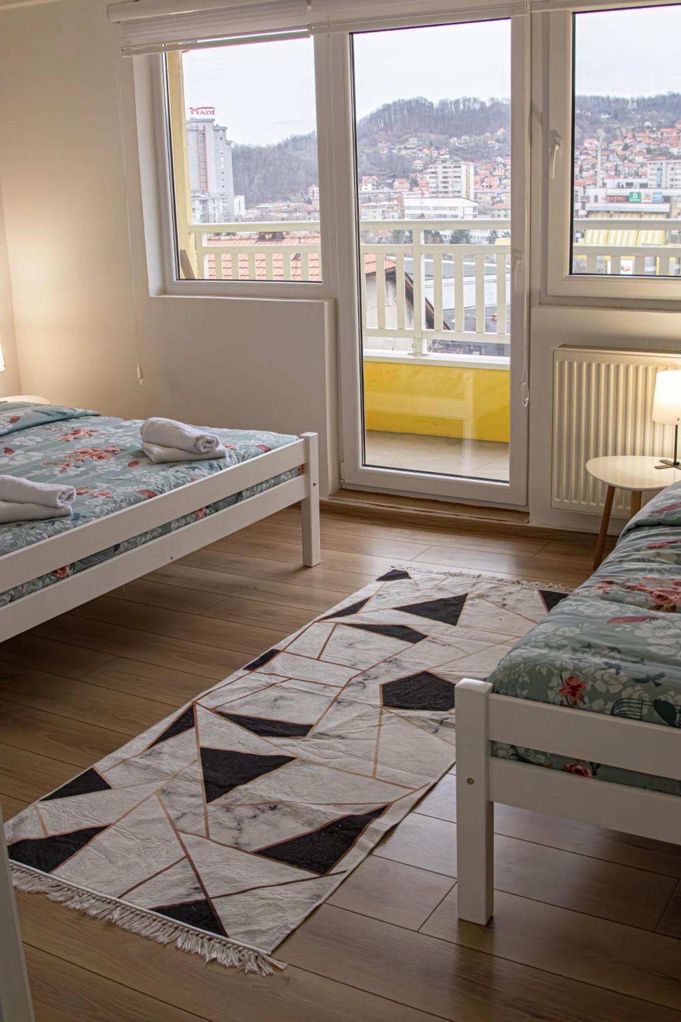 טוזלה Apartment Forever מראה חיצוני תמונה