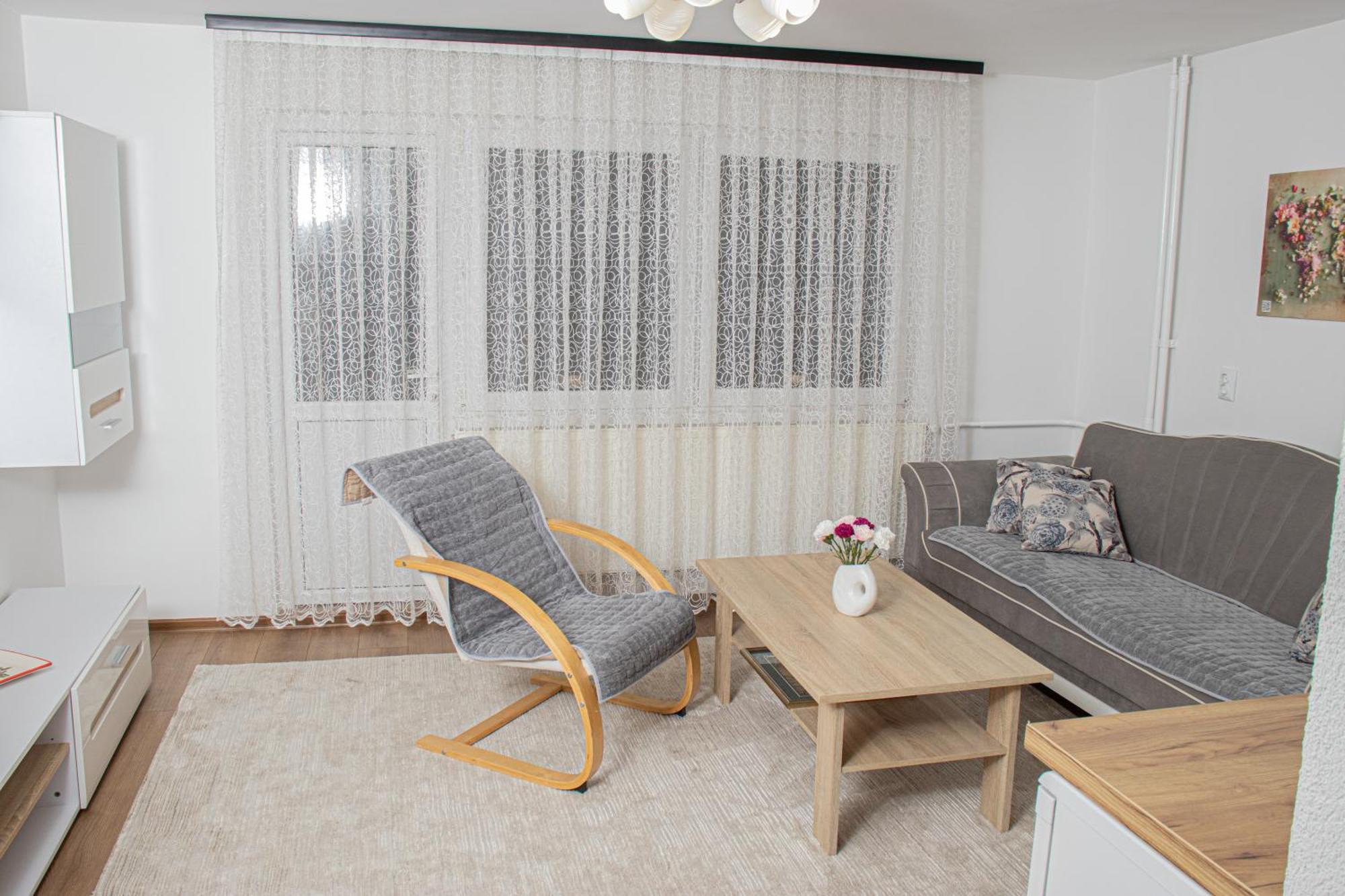 טוזלה Apartment Forever מראה חיצוני תמונה